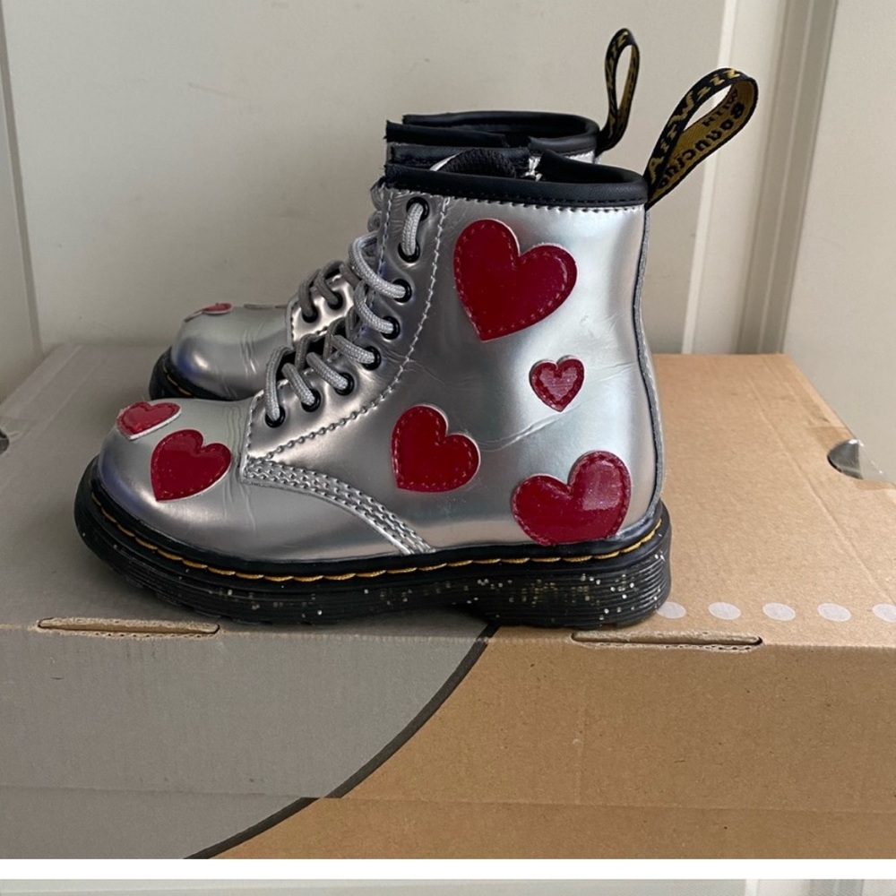 Limited Edition Dr. Martens Heart Boots. Kids 7